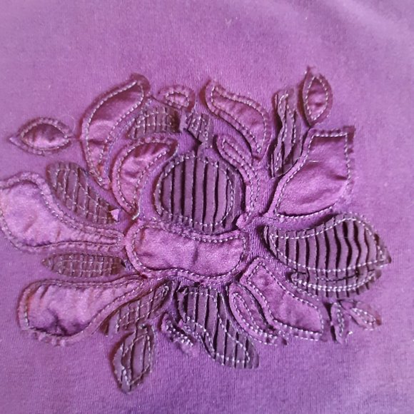 Denver Hayes t-shirt.Long sleeved.Size Medium. Purple - Picture 4 of 10